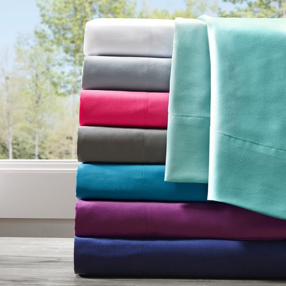 What is Microfibre Fabric Properties, How its Made and Where Sewport